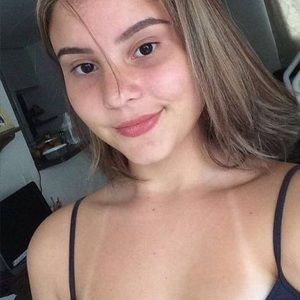 Meet your Posher, Jaqueline
